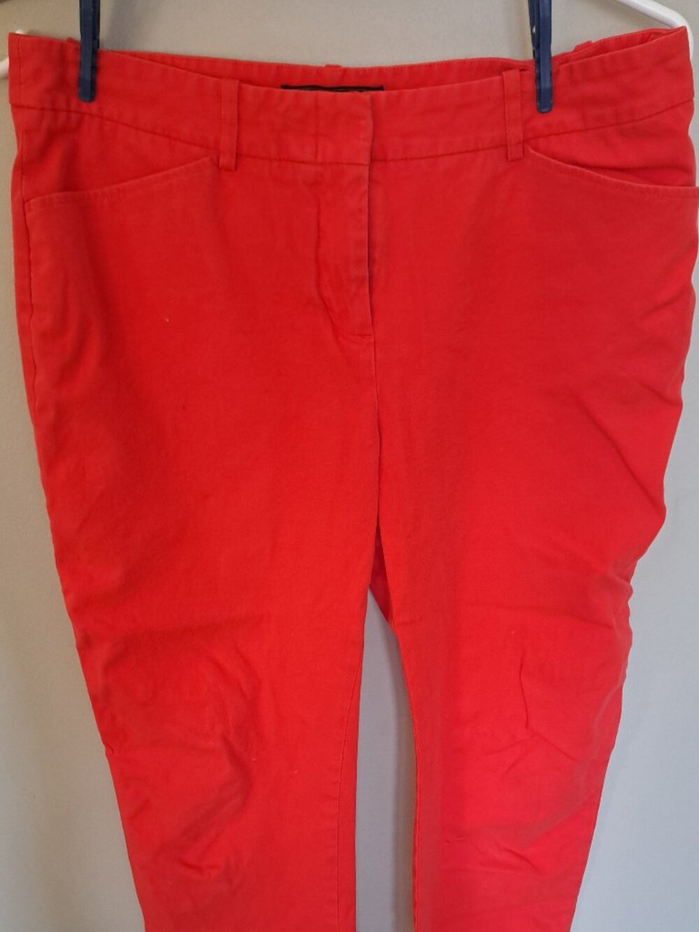 BCBGMaxazria coral pants